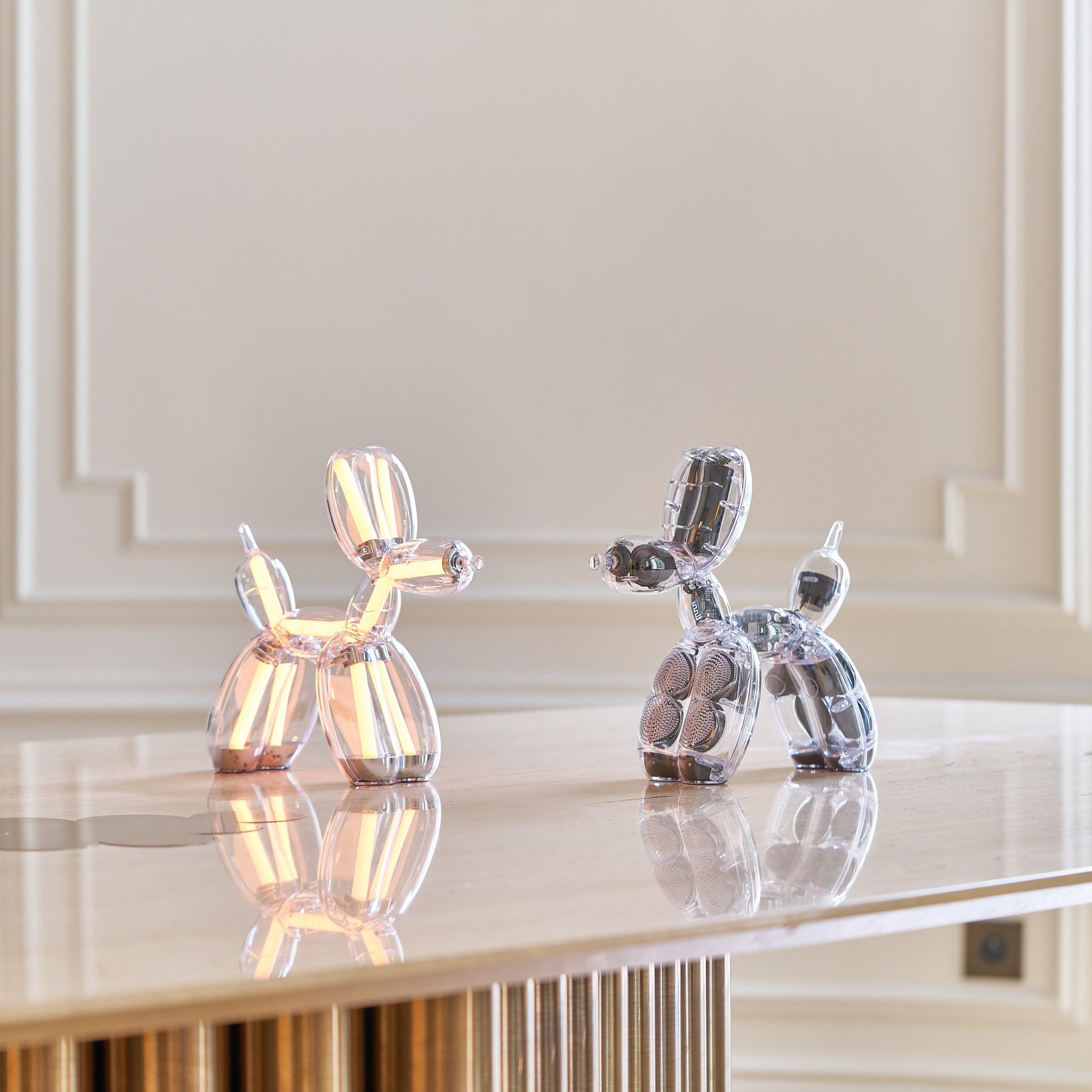 LexonxJeffKoons-BalloonDog-Duo-Lifestyle-07_1800x.jpg